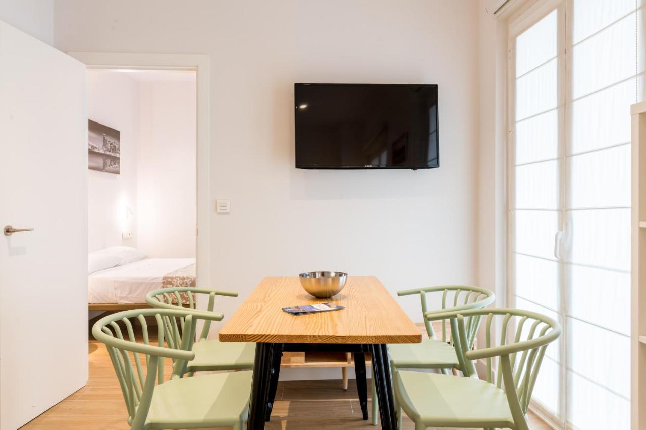 Santa Barbara Central Suites, Sevilla Kültér fotó