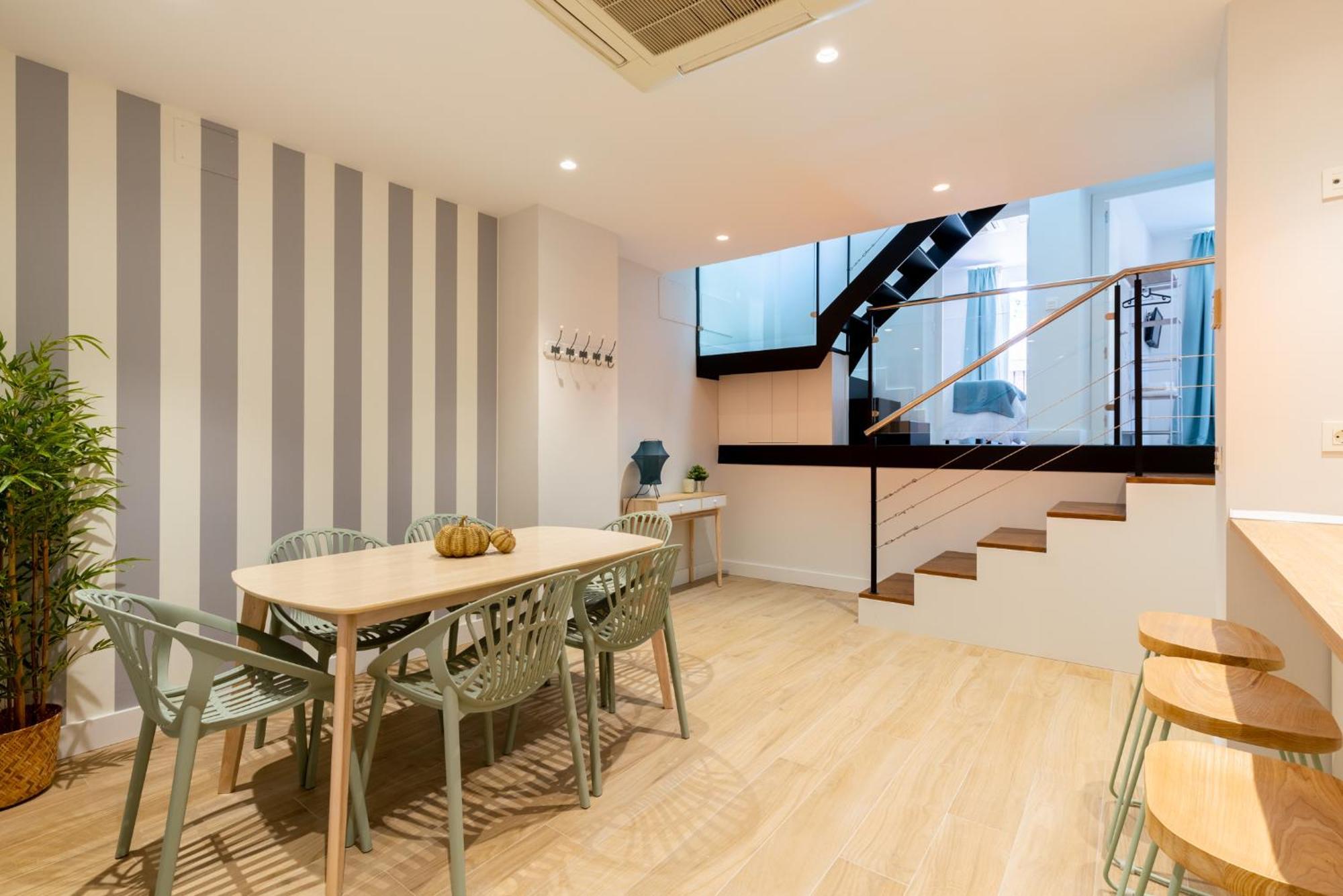 Santa Barbara Central Suites, Sevilla Kültér fotó