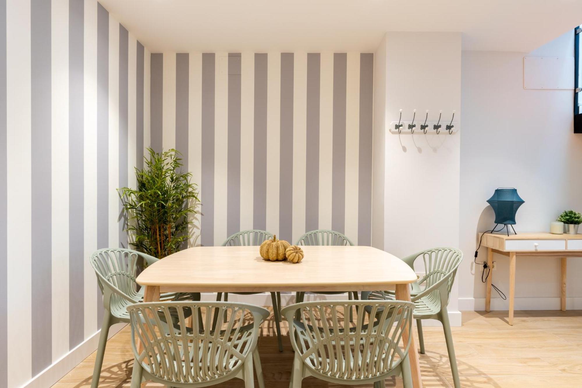 Santa Barbara Central Suites, Sevilla Kültér fotó